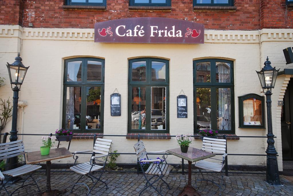 بريدشتيت Hotel Cafe Frida المظهر الخارجي الصورة